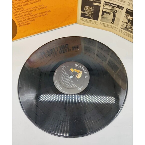 Vintage 1962 Hank Locklin Please Help Me I'm Falling RCA LPM-2291 Mono Vinyl LP - Picture 5 of 16